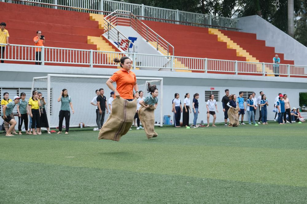 The sports games held at the stadium