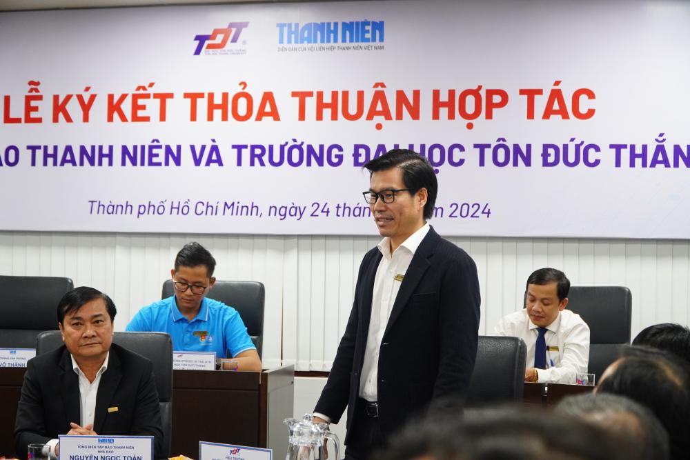  TS. Trần Trọng Đạo - Hiệu trưởng TDTU phát biểu tại buổi làm việc