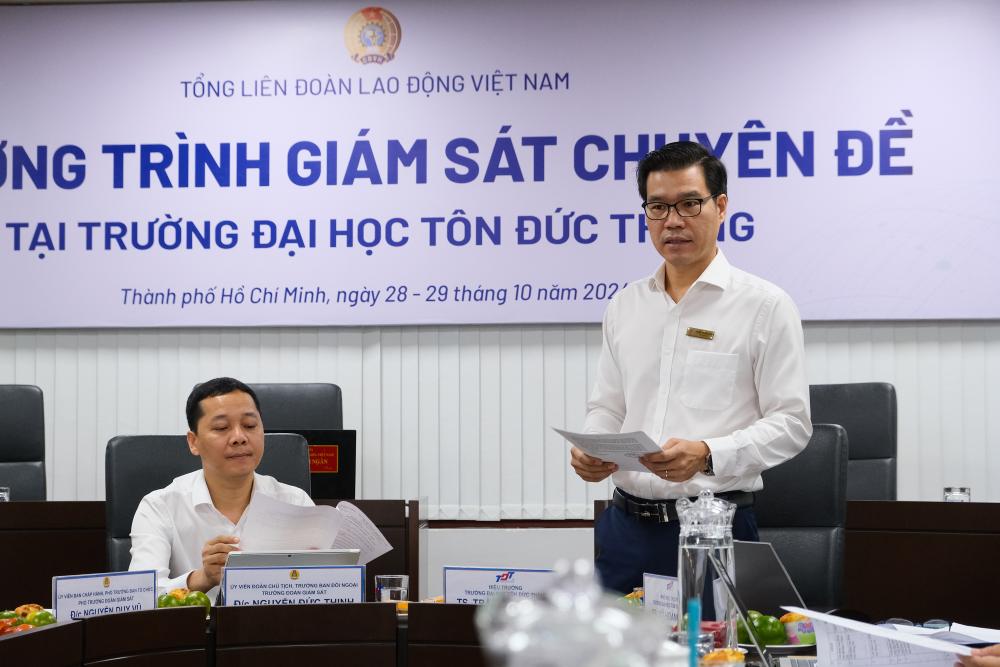 Dr. Tran Trong Dao, President of TDTU, speaking at the working session